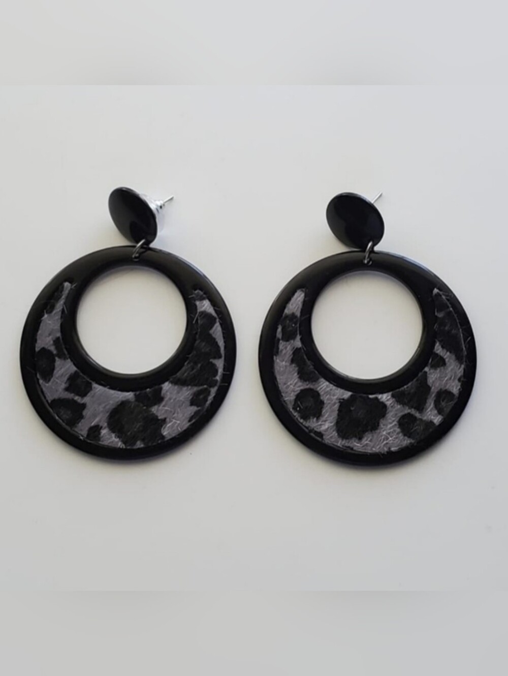 Gray Leopard Print Black Hoop Earrings